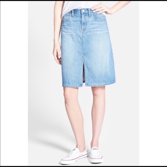 Madewell Dresses & Skirts - Madewell high waisted denim skirt